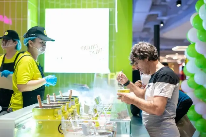 Viral Yogurt Planet Chain in Singapore: Stretchy Treats Await