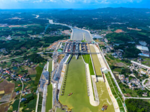 http://Pinglu%20Canal,%20project%20of%20century,%20completed%20and%20opened%20to%20navigation