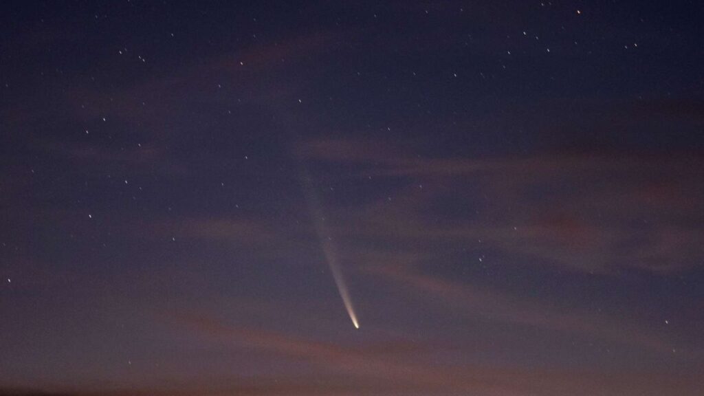 Comet Sightings in Singapore: What to Expect This October