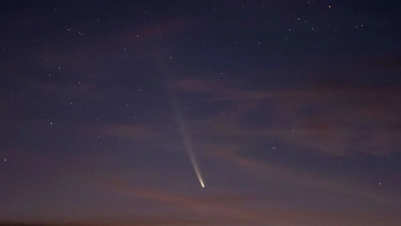 Comet Sightings in Singapore: What to Expect This October