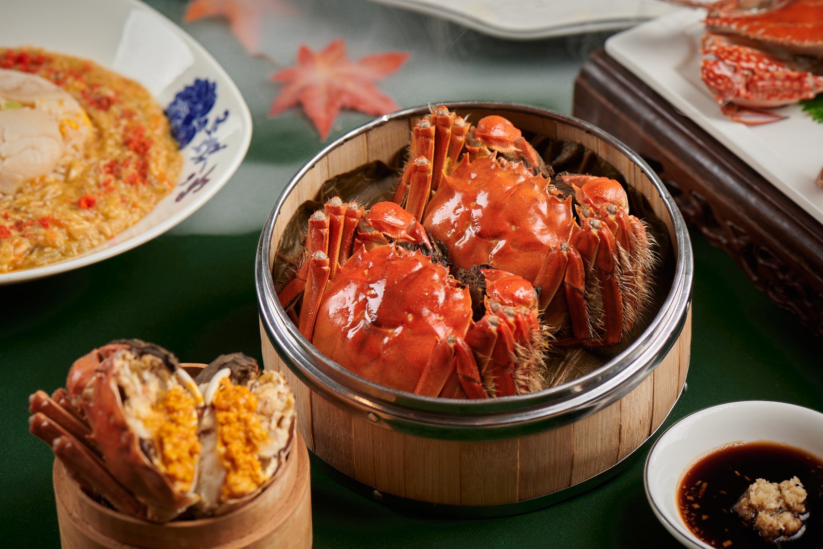 Enjoy a Golden Autumn of Glittering Rewards and Cultivated Indulgence at Galaxy Macau in Celebration of Golden Week 2 With crabs – Hairy Crabs from Eastern China in particular – becoming mature every autumn, Galaxy Macau is the place for fresh, succulent crabs prepared to perfection with a variety of recipes.