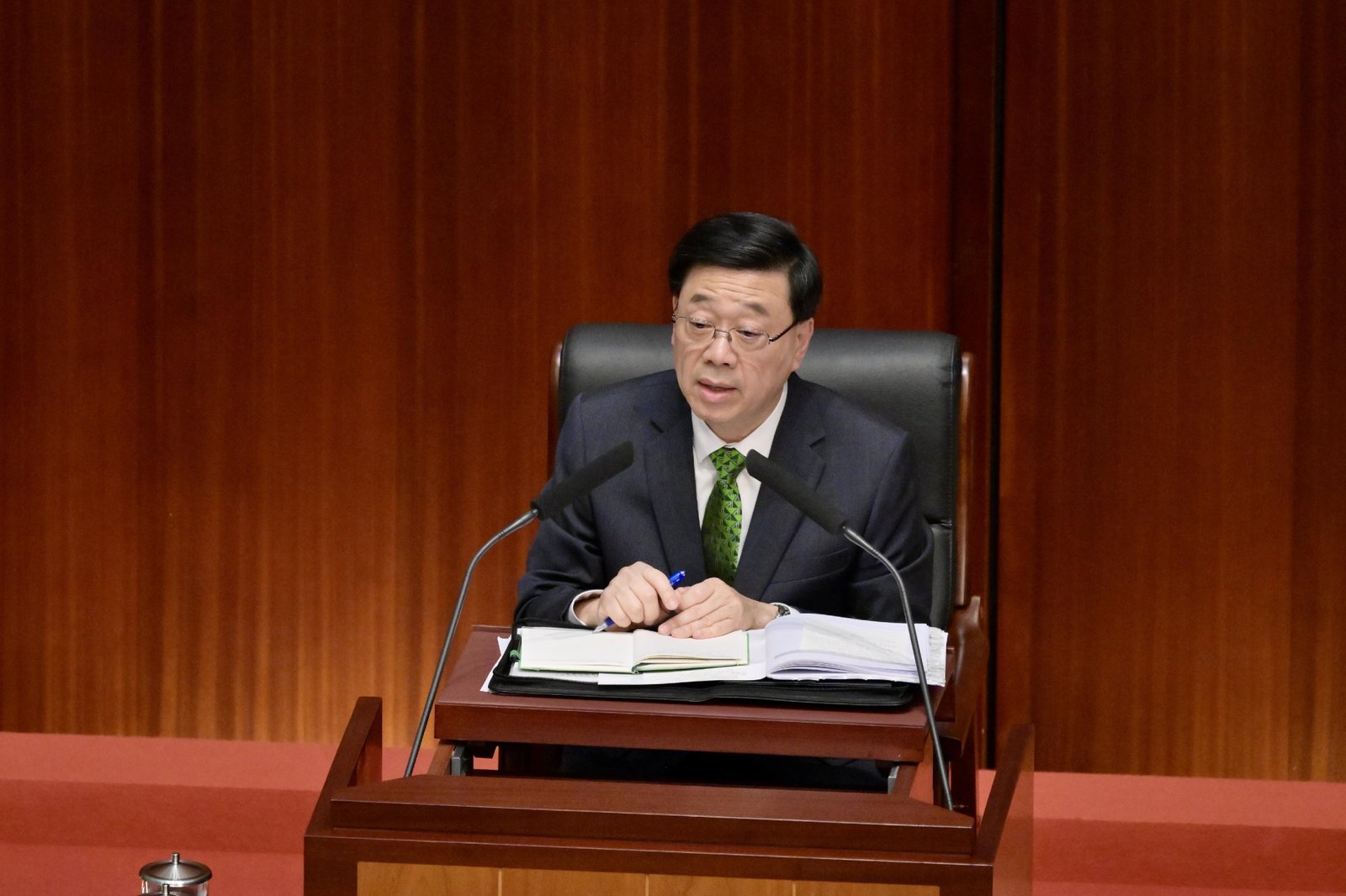 Policy Address by Hong Kong SAR’s Chief Executive John Lee: Building an international hub for business, investment and new industries 1 Hong Kong SAR's Chief Executive John Lee attended the Legislative Council of Hong Kong SAR’s question and answer session on his 2025 Policy Address