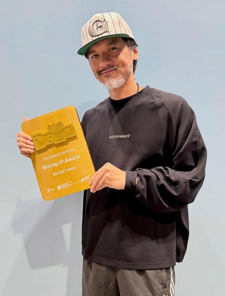 "BUCKET MAN" Wins the Rising IP Award at DesignerCon Hong Kong 2025 1 “BUCKET MAN”, created by filmmaker Stephen Fung