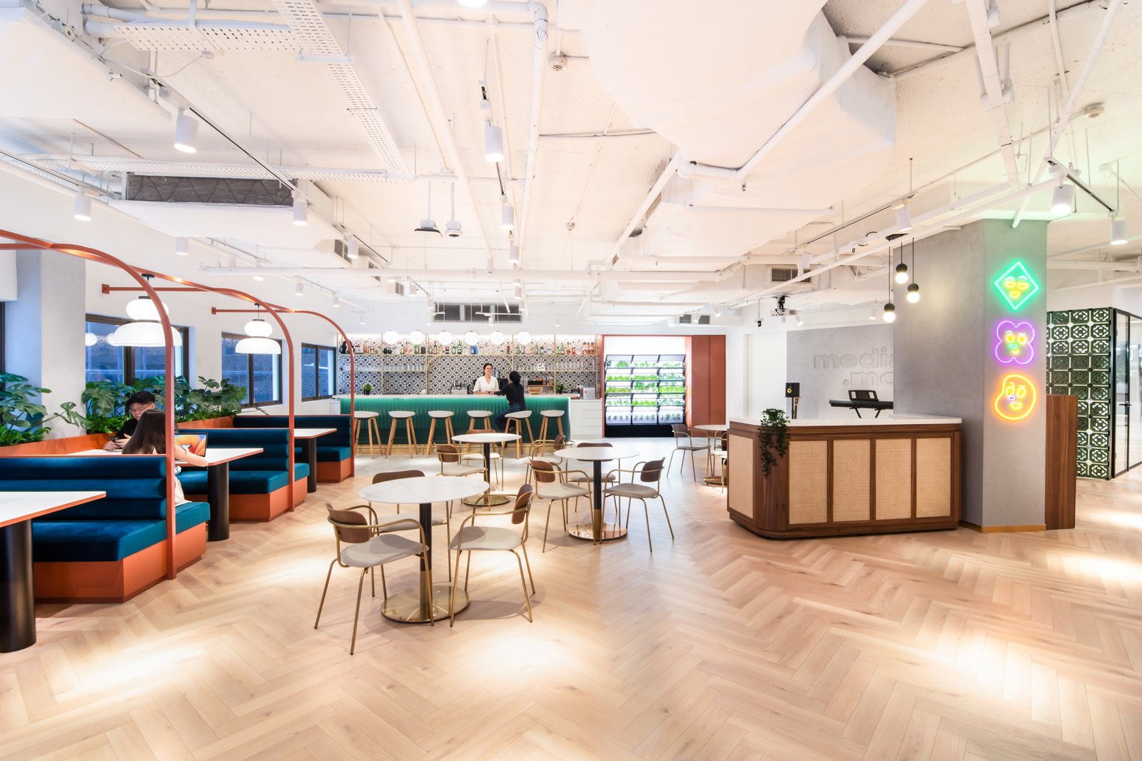 Shaping the Future of Hybrid Office Spaces in Singapore with Raw Design Consultants 1 Mediamonks APAC HQ