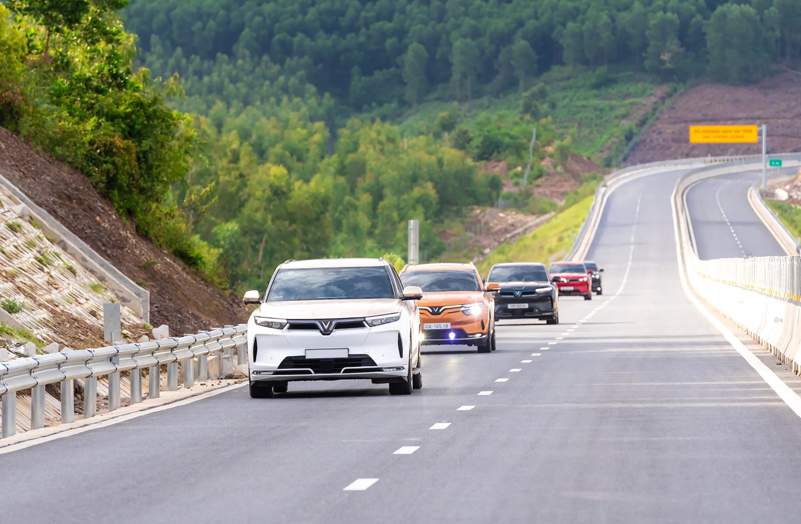 VinFast sets national record, surpasses 100,000 vehicles sold in just three quarters 1 VinFast sets national record, surpasses 100,000 vehicles sold in just three quarters