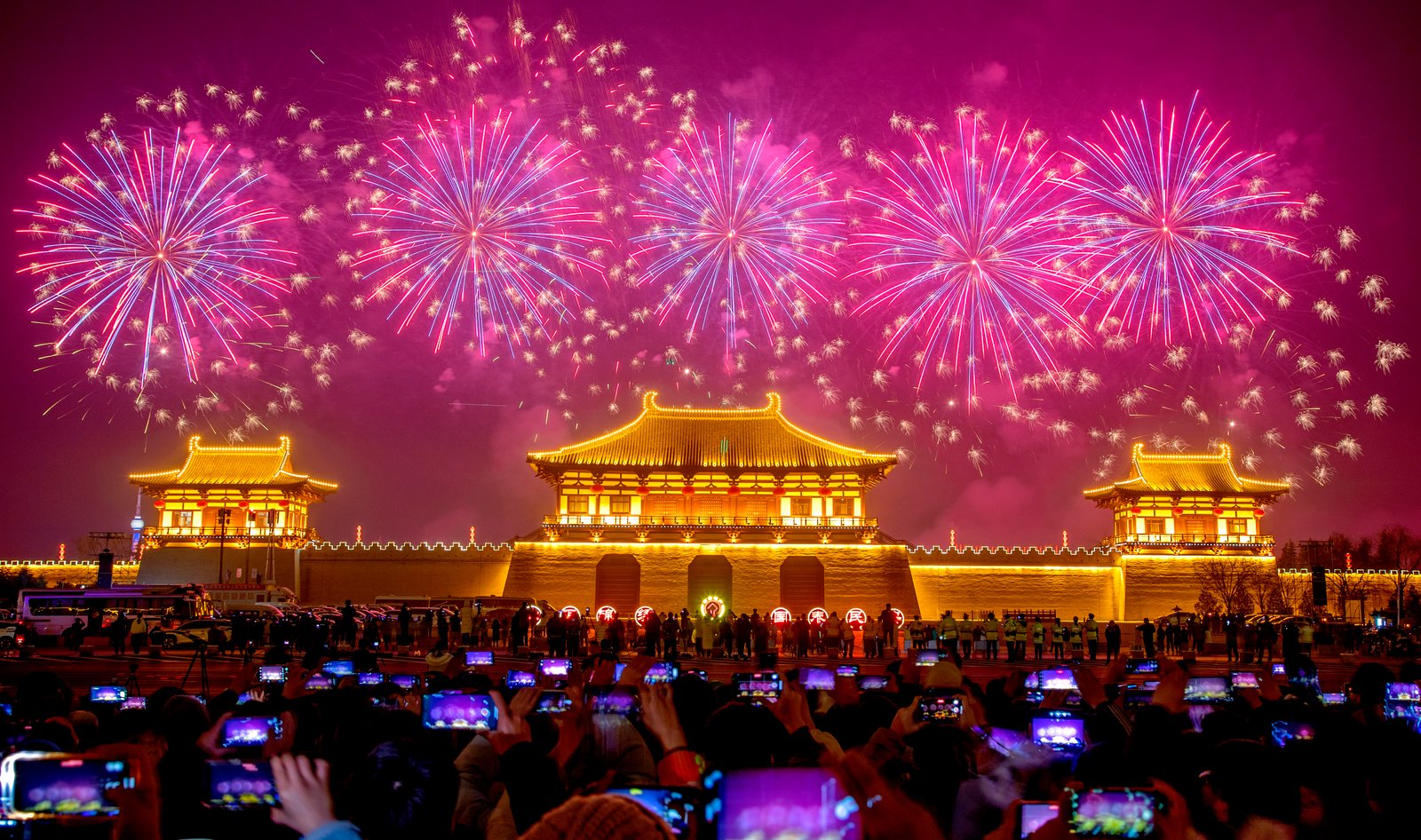 Guests of the Shanghai Cooperation Organization Media and Think Tank Summit Visit Luoyang: Embracing the Dynamic Pulse of a Millennia-Old Ancient Capital 1 Site Museum of Dingding Gate