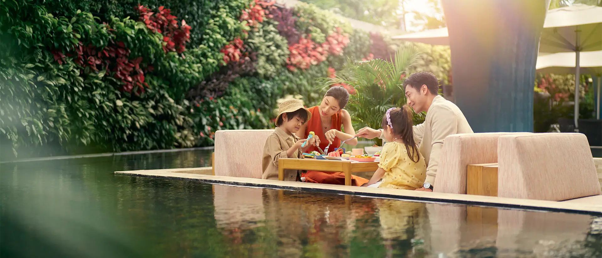 Mother&rsquo;s Day 2026 in Singapore: Brunch, Gifts & Experiences