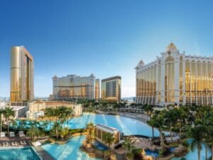http://Energy%20Awaits%20When%20Summer%20Comes%20to%20Play%20at%20Galaxy%20Macau