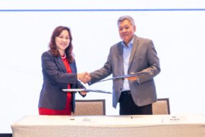 http://Credit%20Bureau%20Singapore%20and%20Experian%20Malaysia%20Sign%20MOU%20to%20Enable%20Cross-Border%20Credit%20Reporting