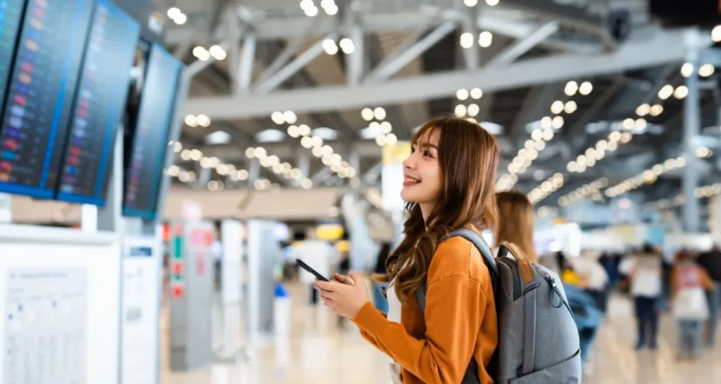 Singapore Tech For Visitors: Best Tourist SIM Cards And eSIMs
